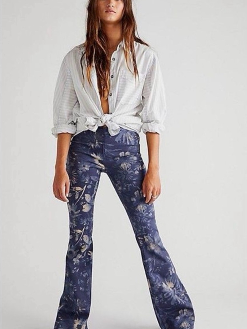 Free Peopke We the Free Penny Pull-on navy floral flare pants